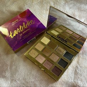 Tarte Tartelette in bloom eyeshadow palette